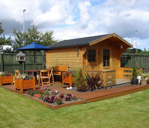 7 ways to heat your log cabin garden office