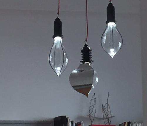 Fuedi: incandescent lamp turns LED