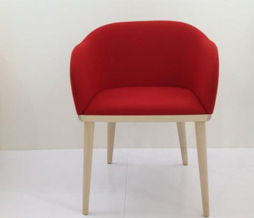 Glossy Chair