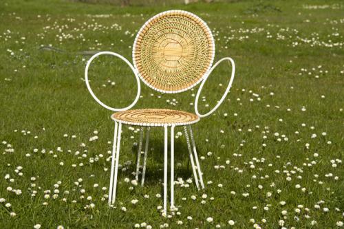 Trifula chair